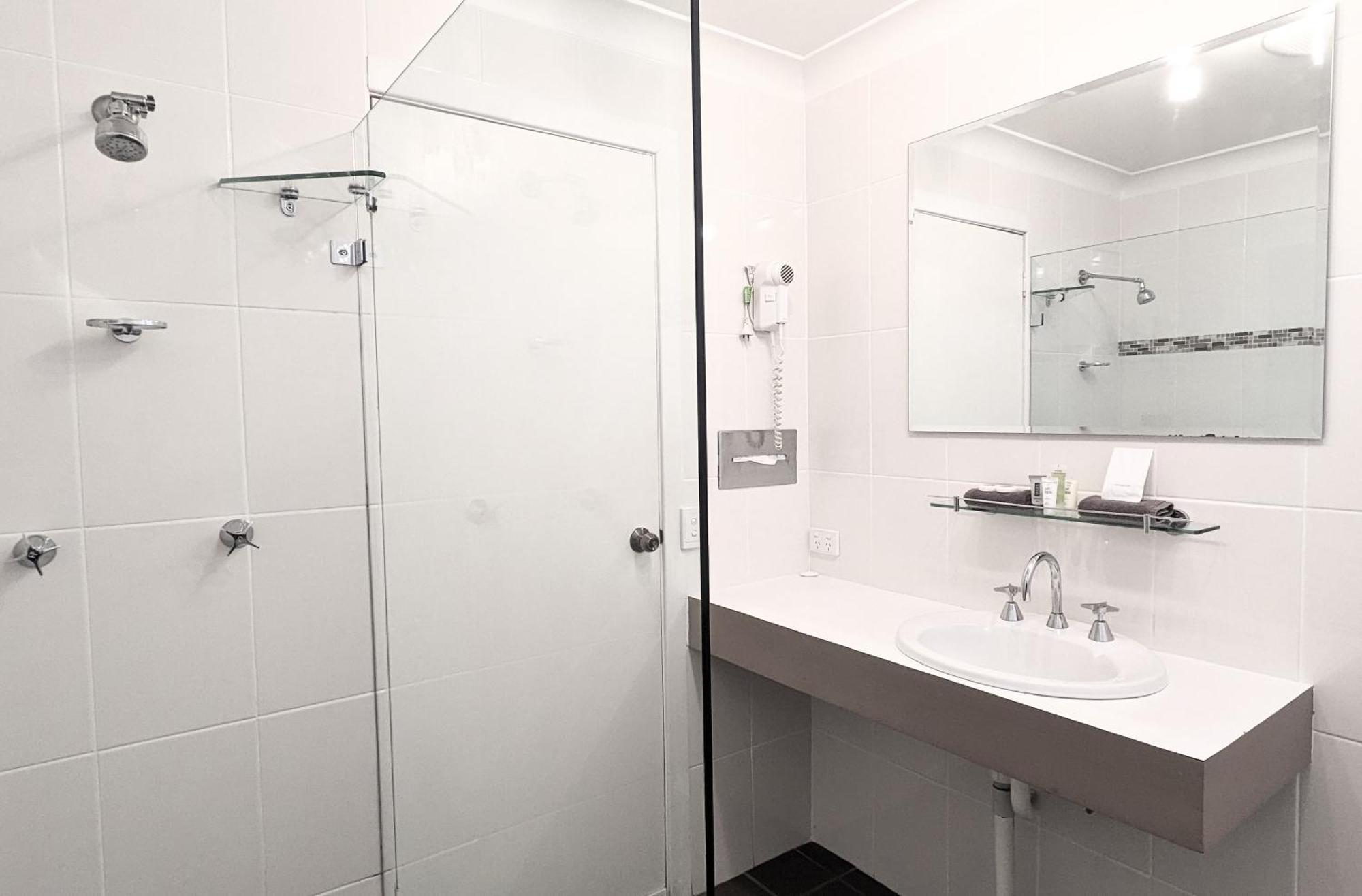 Highlands Motor Inn Оберон Екстериор снимка