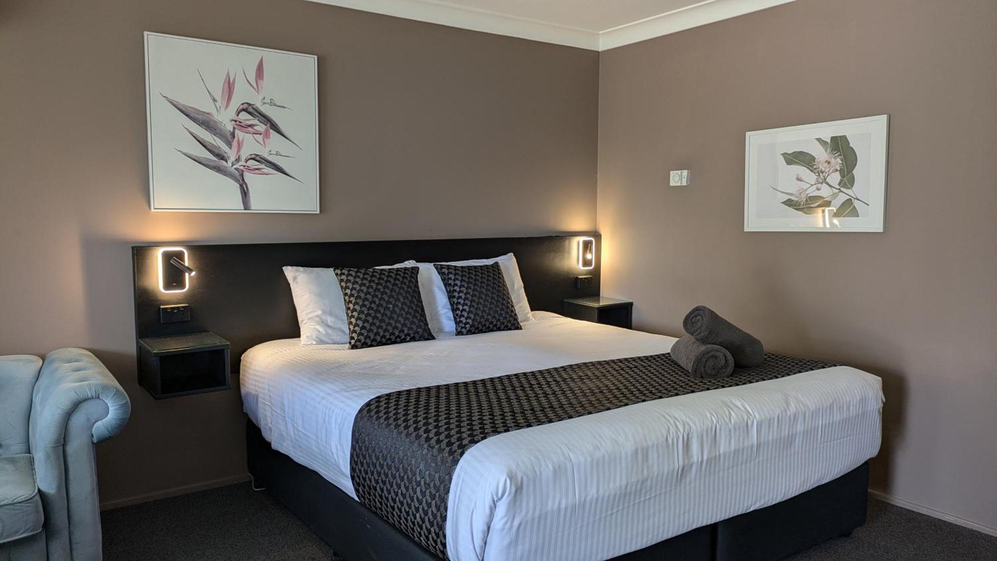 Highlands Motor Inn Оберон Екстериор снимка